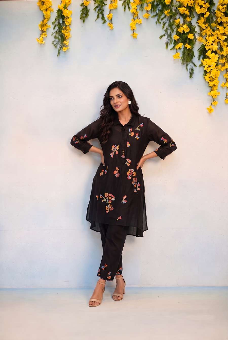 Aab Mul Chanderi Co-ord Set in Black