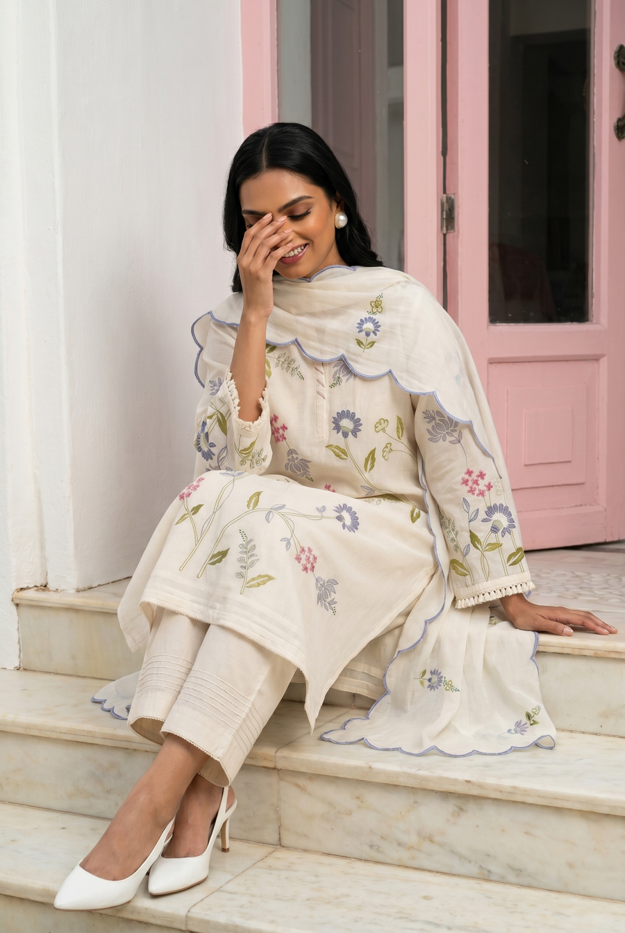 Falak Tissue Applique Kurta Set in Ivory