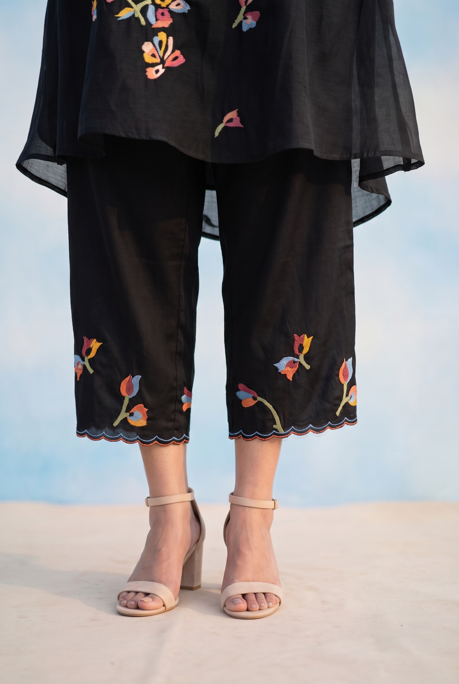 Aab Mul Chanderi Co-ord Set in Black