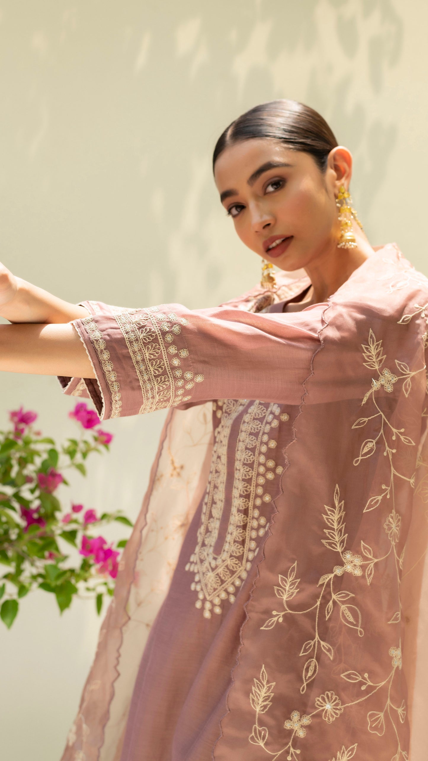 Dastak Kurta Set (Chestnut Brown)