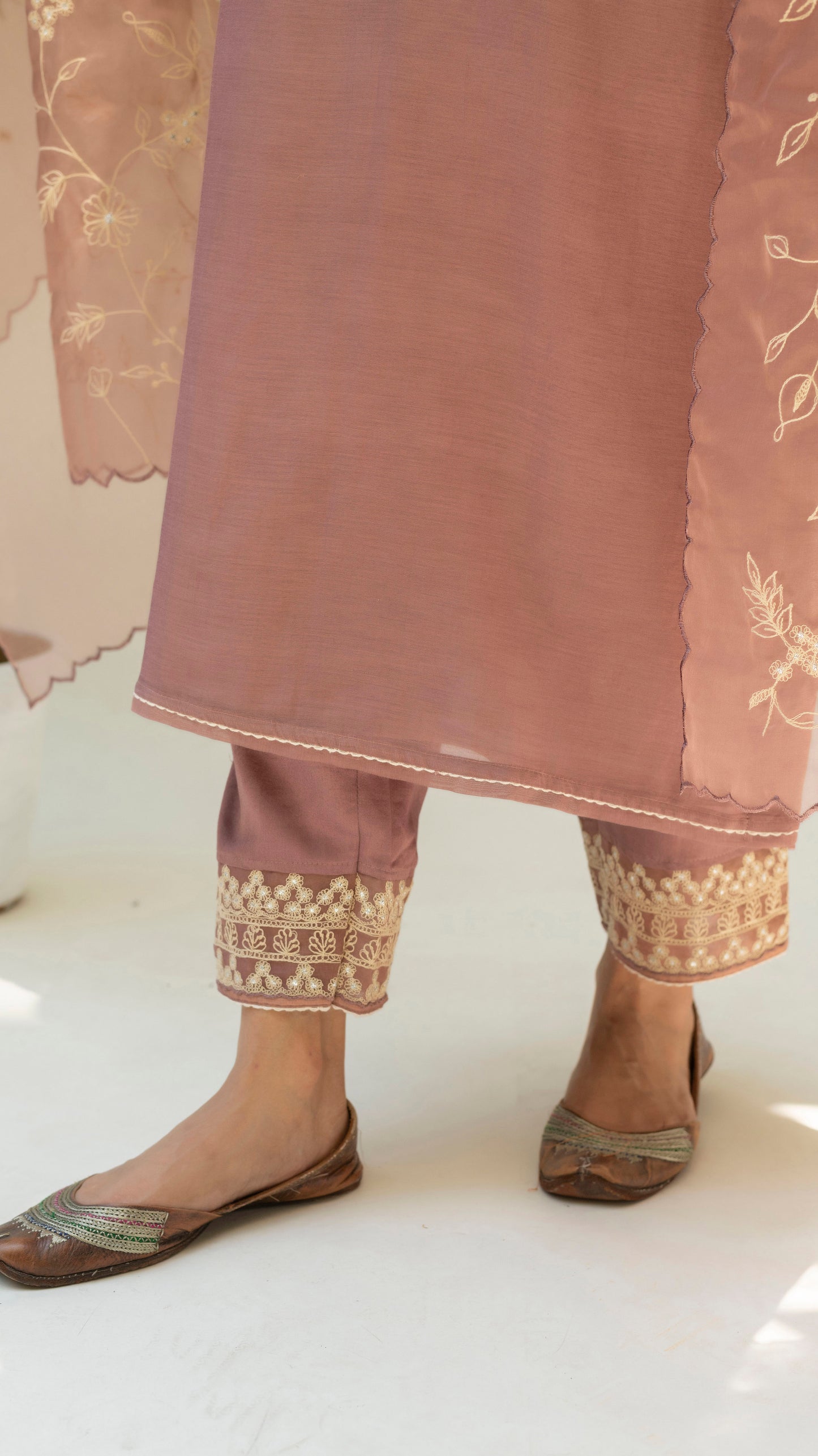 Dastak Kurta Set (Chestnut Brown)