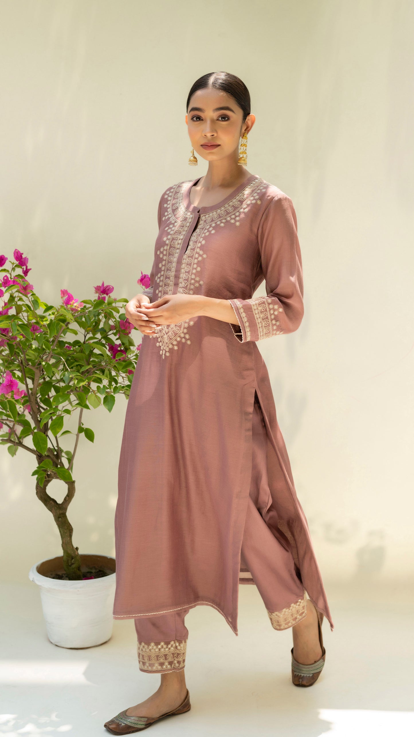 Dastak Kurta Set (Chestnut Brown)