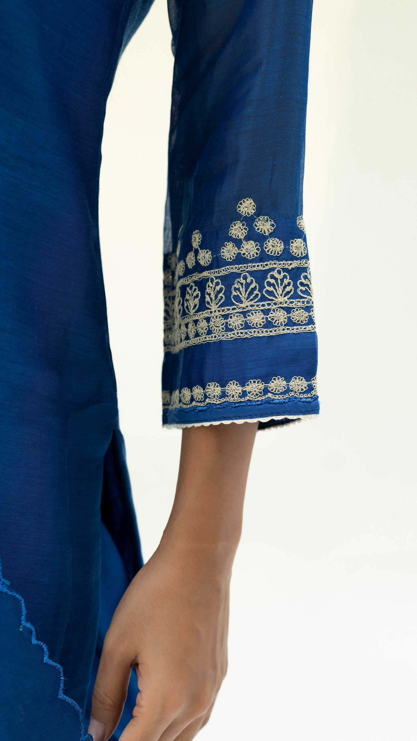 Dastak Kurta Set (Sapphire Blue)