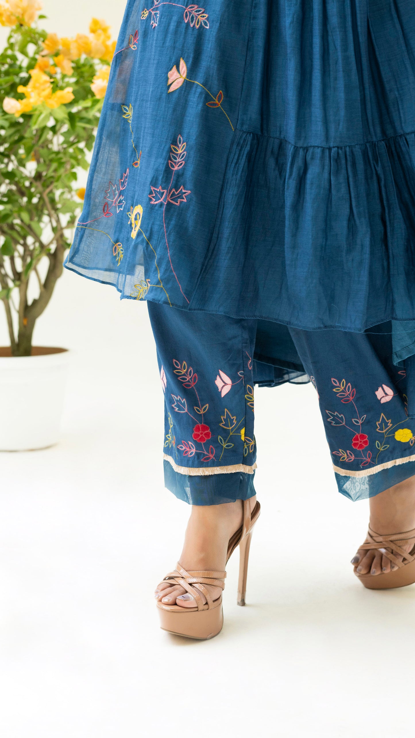 Soch Side-gather Anarkali Set (Navy)