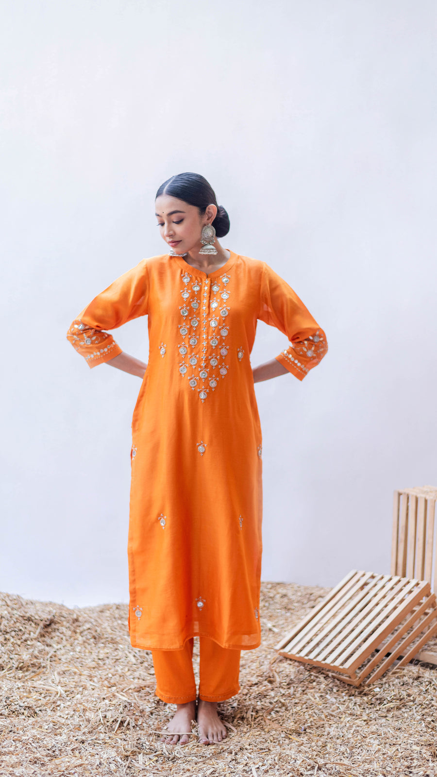 Gulmina Silk Chadneri Kurta Set in Narangi