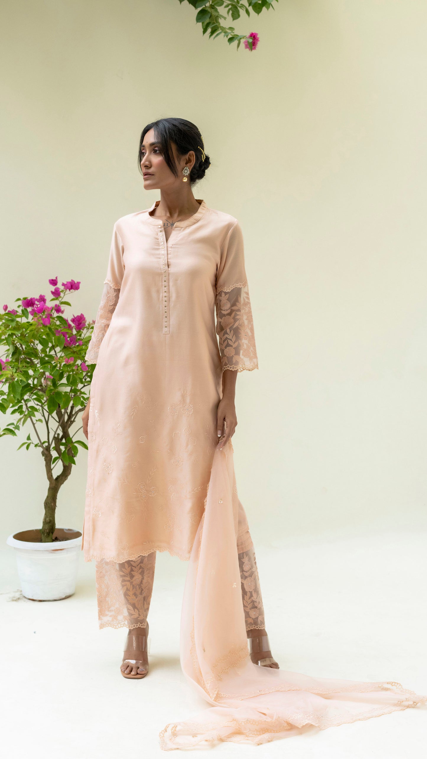 Reverse Applique Kurta Set (Nude)