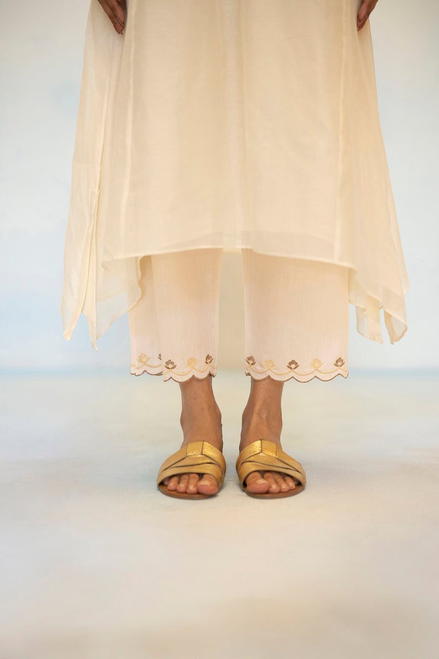 Noorani Mul Chanderi Aline Kurta Set
