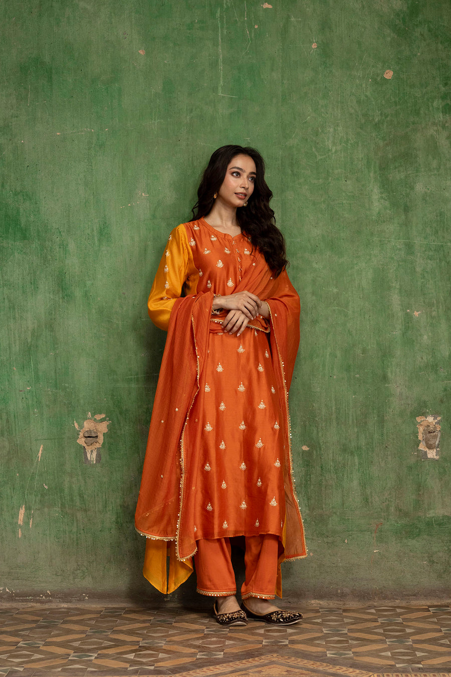 Guldaasta Mul Chanderi Aline Kurta Set in Gerua