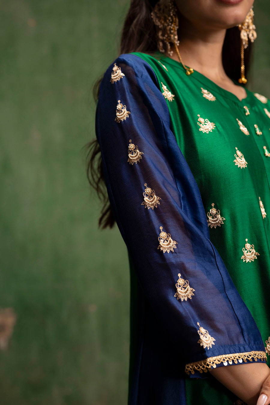 Guldaasta Mul Chanderi Aline Kurta Set in Panna