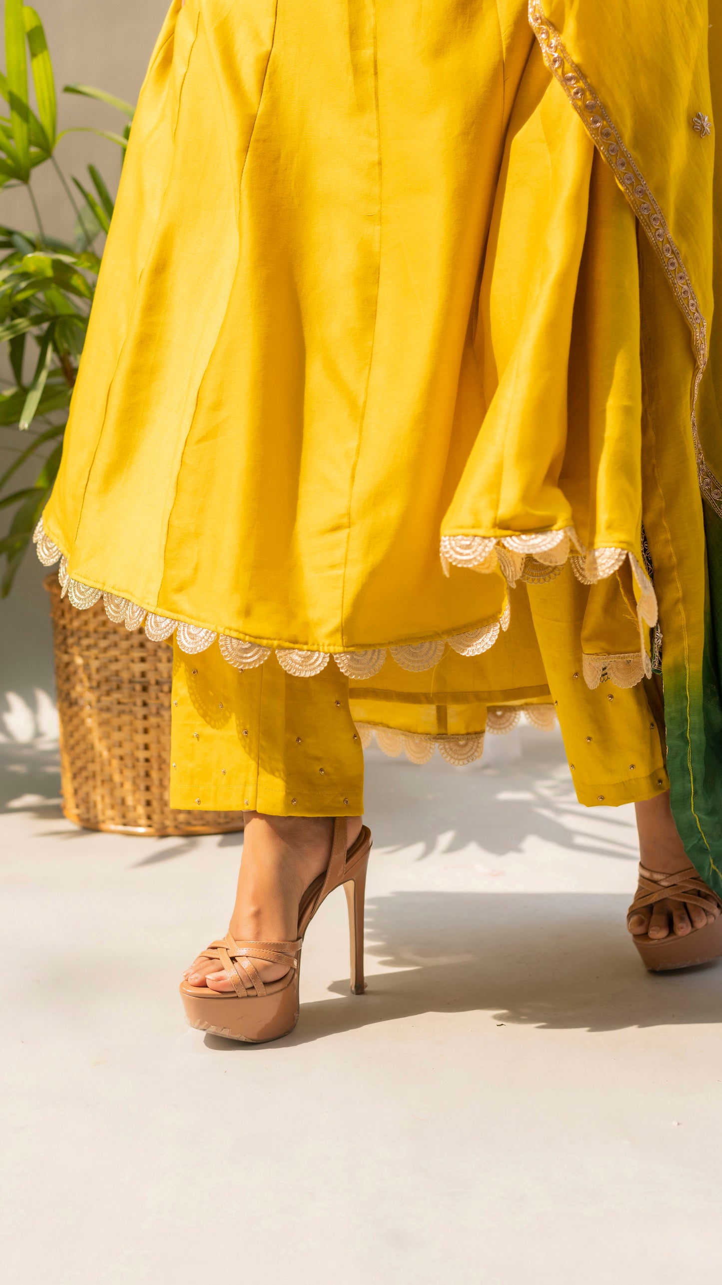 Dahliya Anarkali Set (Yellowish green)