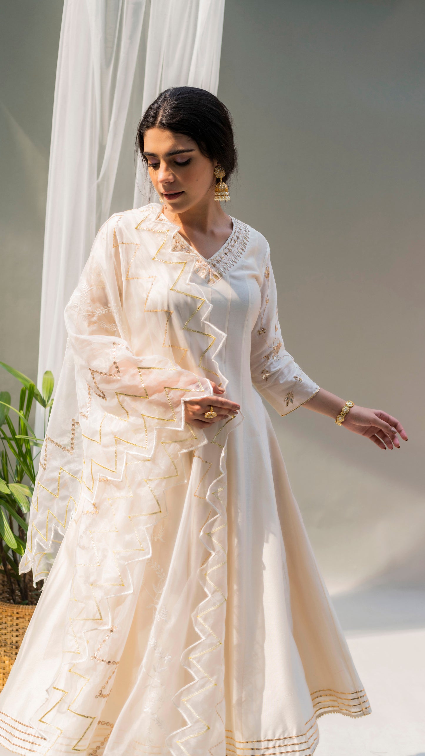 Alia Anarkali Set (Pearl White)