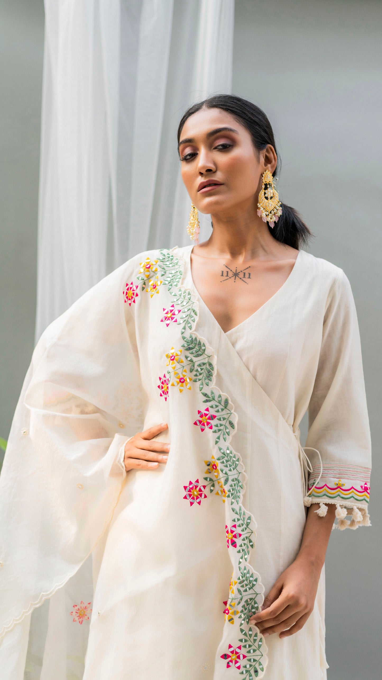 Saadgi Angrakha Set (Ivory White)