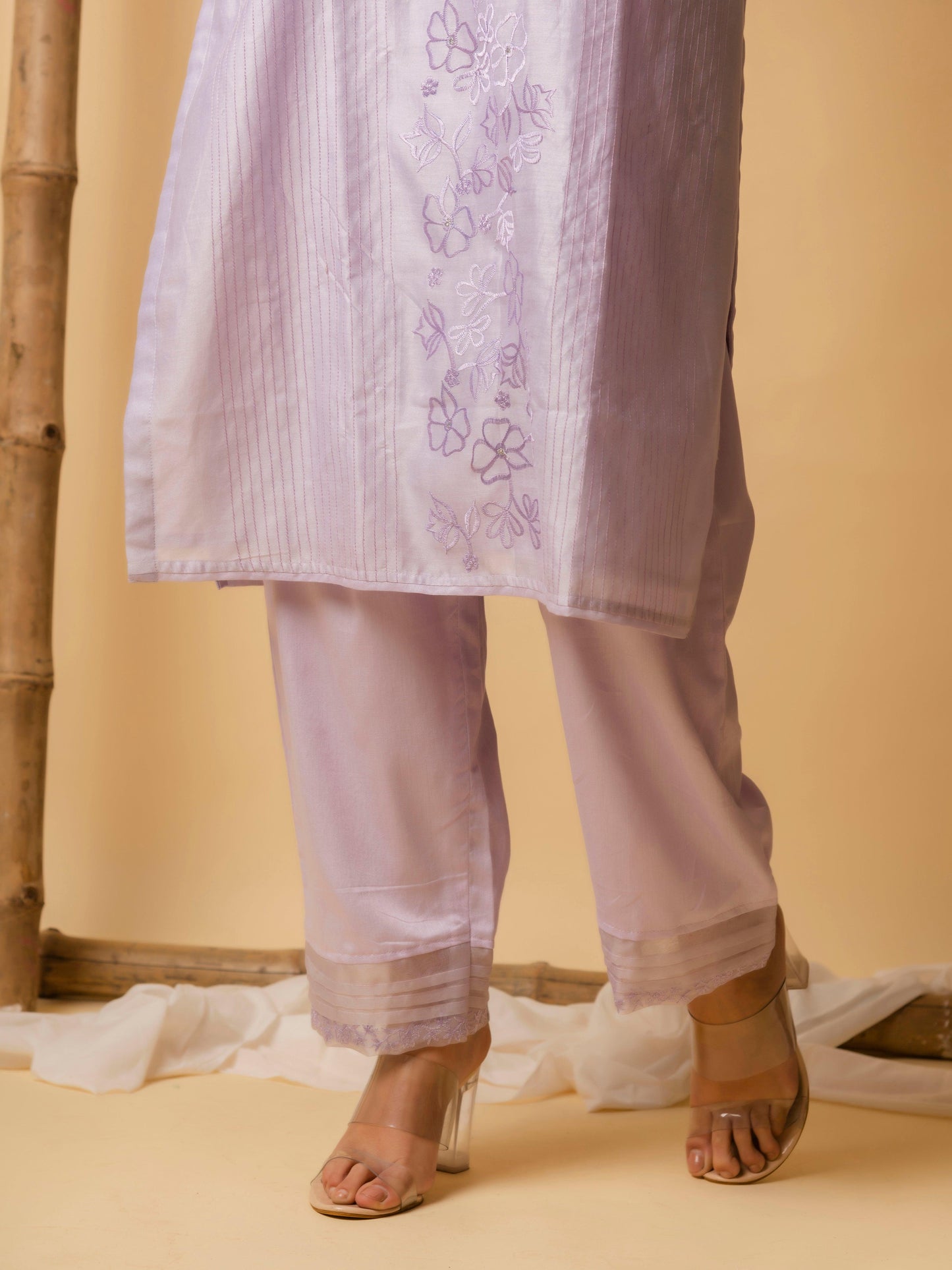 AM Applique Kurta Set (Lavender)