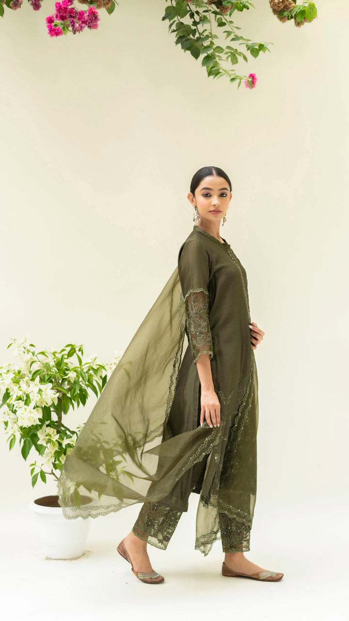 Reverse Applique Kurta Set (Cai Green)