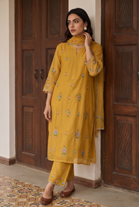 Veya Thread Embroidered Kurta Set in Vintage Yellow