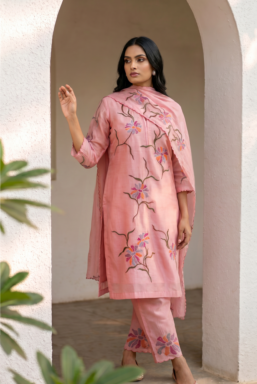 Meher Thread Embroidered Kurta Set