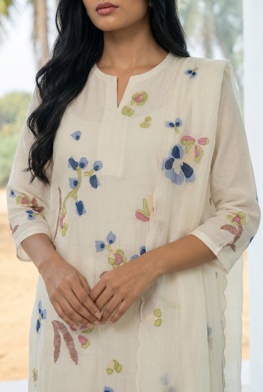 Frida Mul Chanderi Applique Kurta Set in Ivory