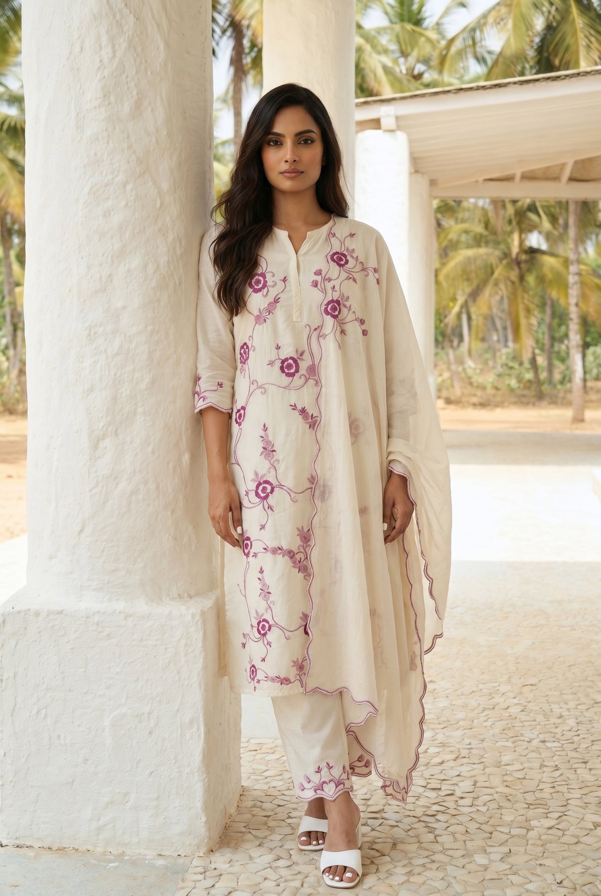 Style: Embroidery Color_Plum