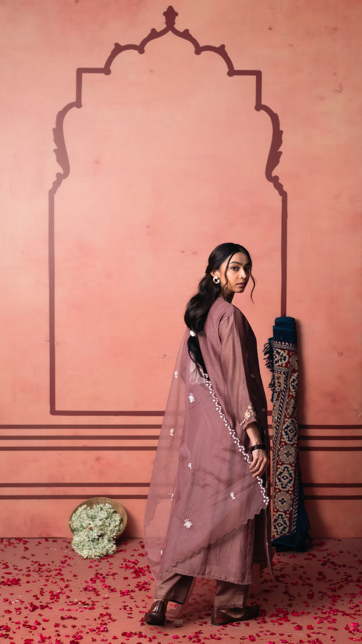 Niva Kurta Set (Dusty Brown)