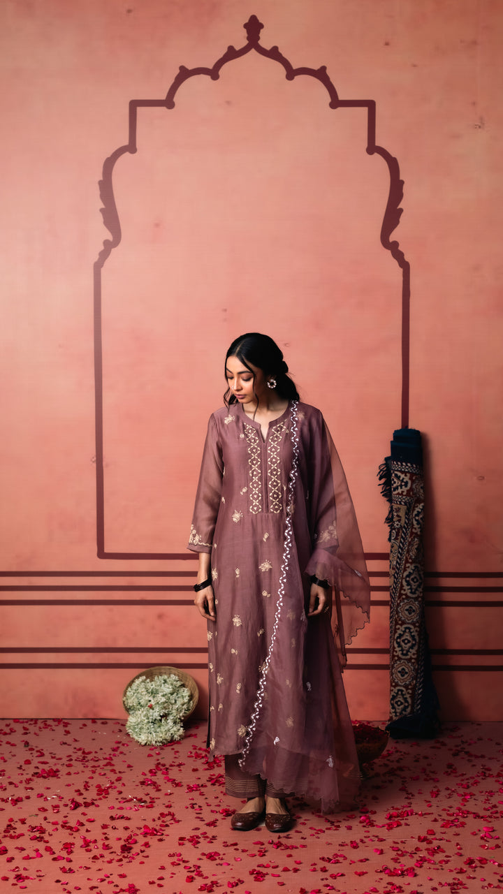 Niva Kurta Set (Dusty Brown)