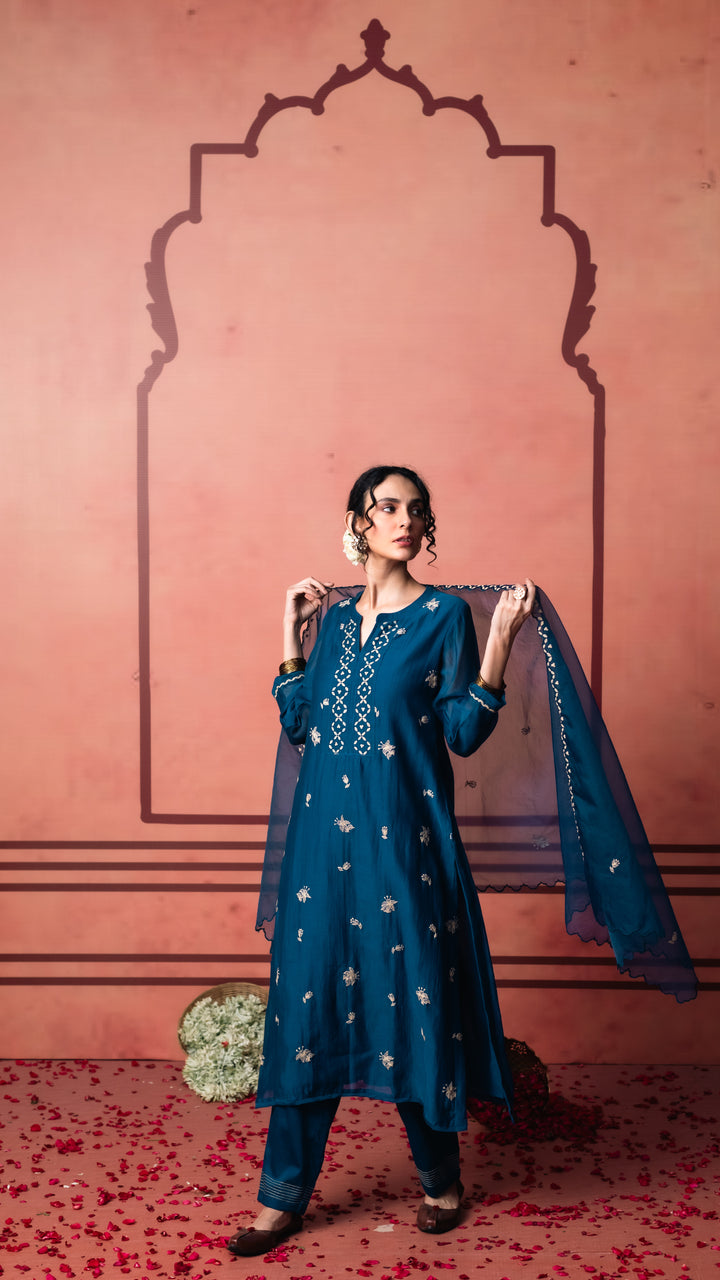 Niva Kurta Set (Blue)