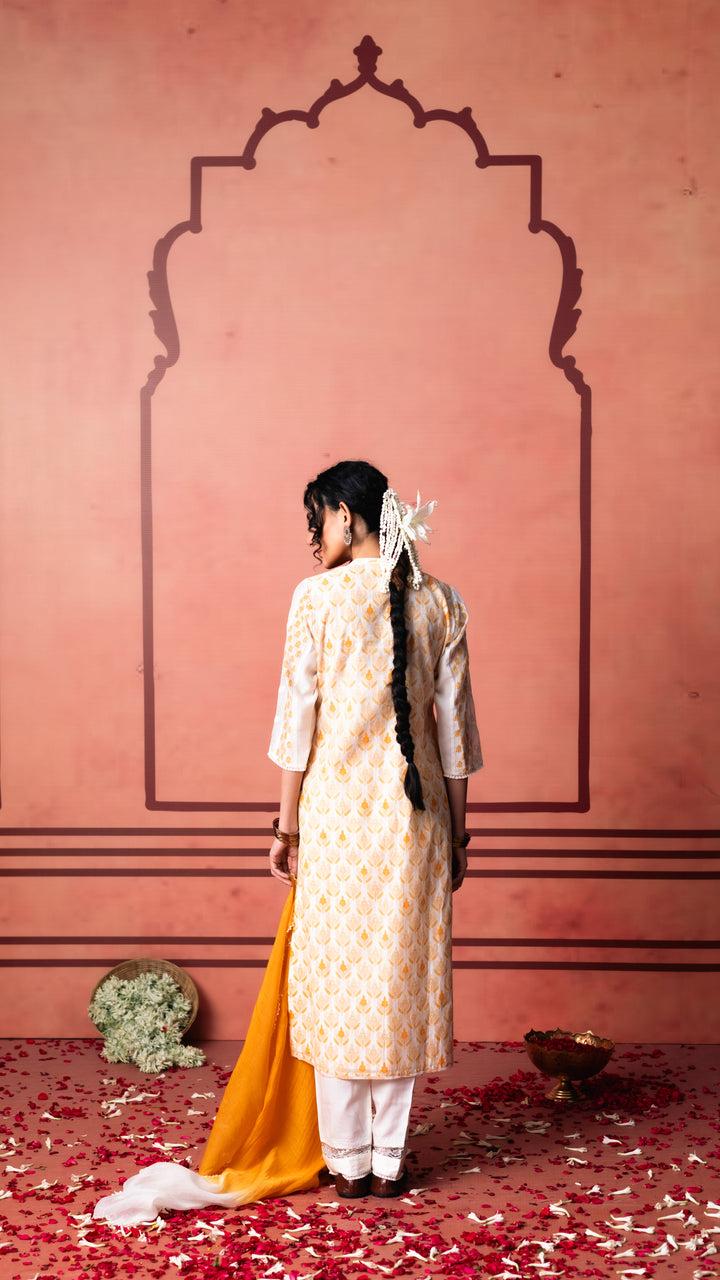 Saanjh Kurta Set (Dusty yellow)