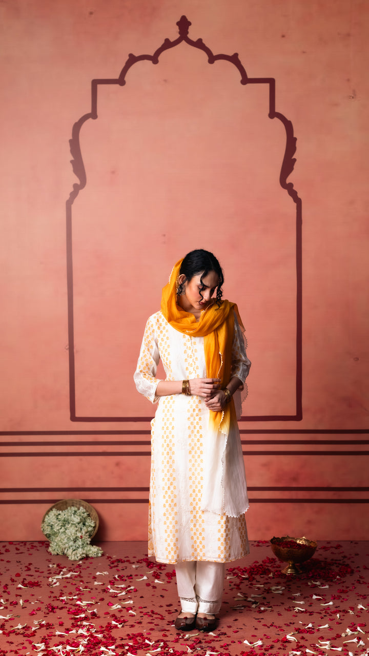 Saanjh Kurta Set (Dusty yellow)