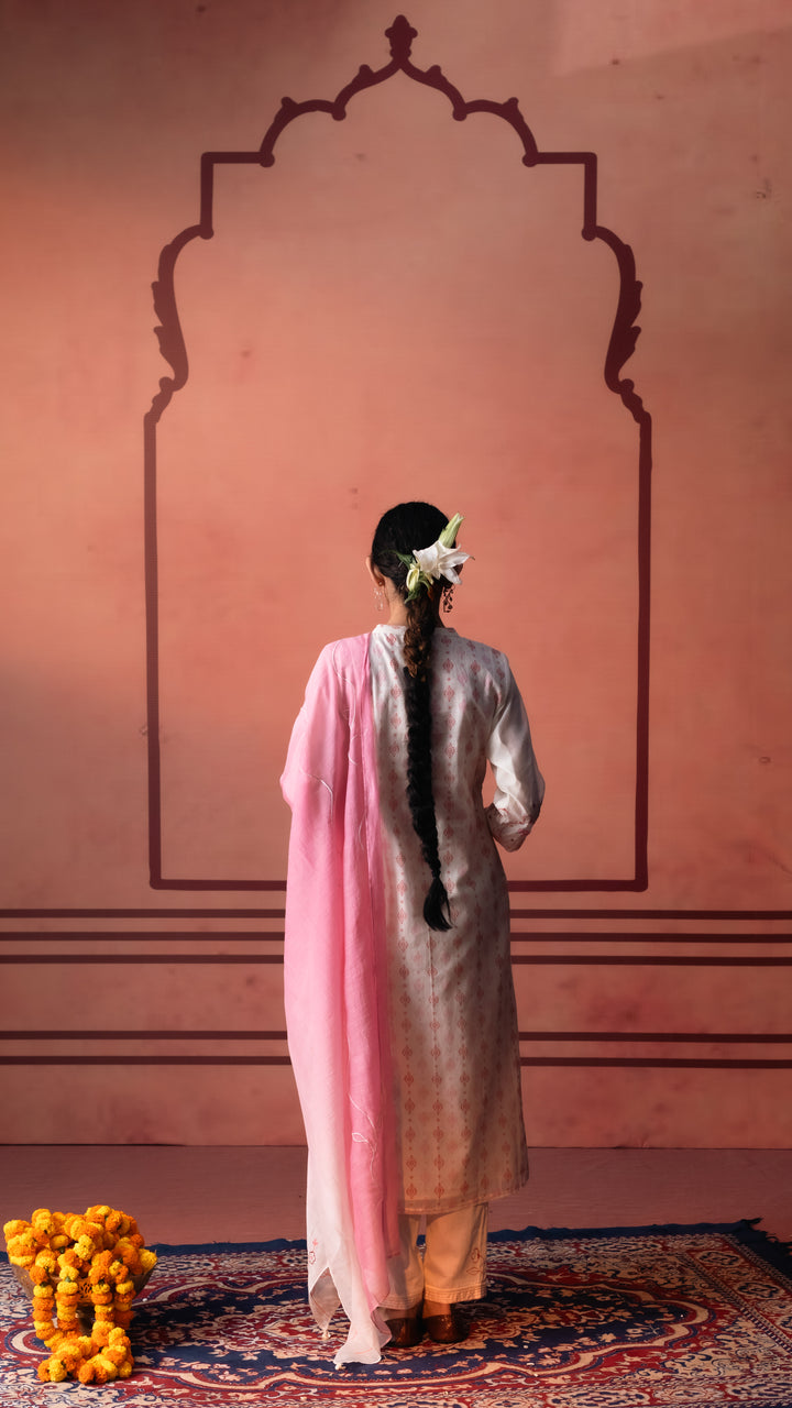Naveli Kurta Set (Pink)