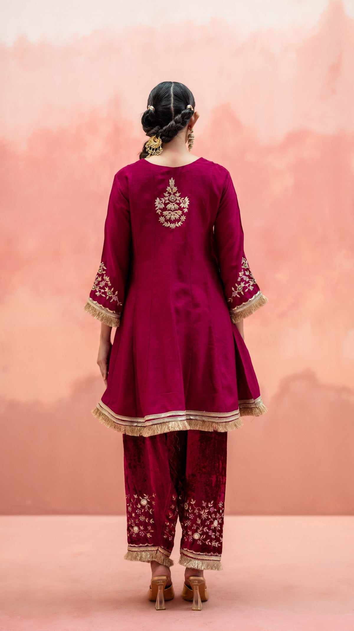 Color_Crimson Red