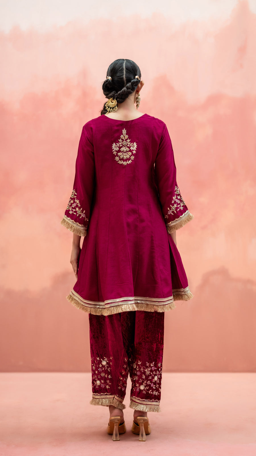Color_Crimson Red
