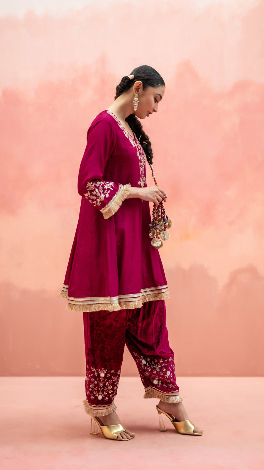 Color_Crimson Red