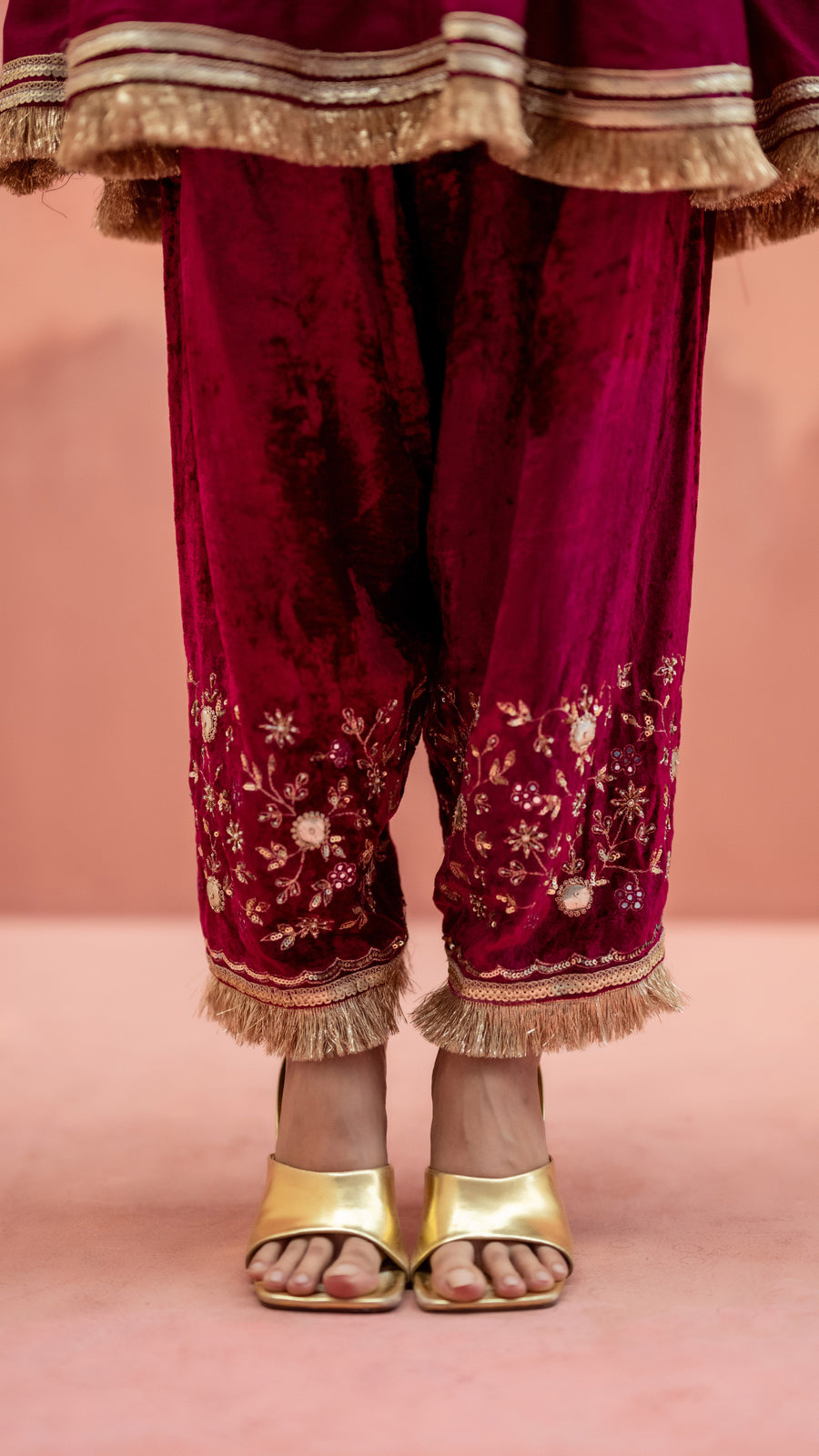 Color_Crimson Red