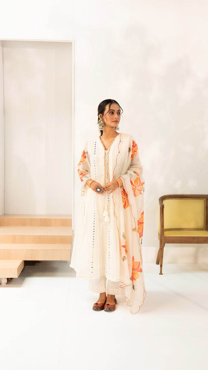 Zoya Anarkali Set (Off-White)