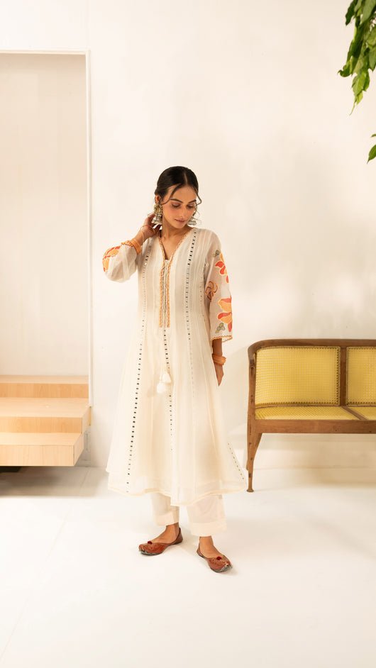 Zoya Anarkali Set (Off-White)