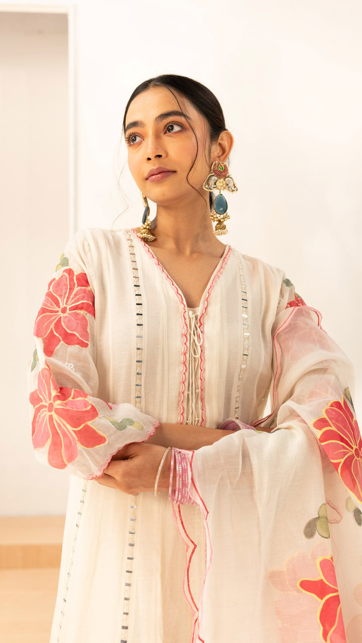 Zoya Anarkali Set (Off-White)
