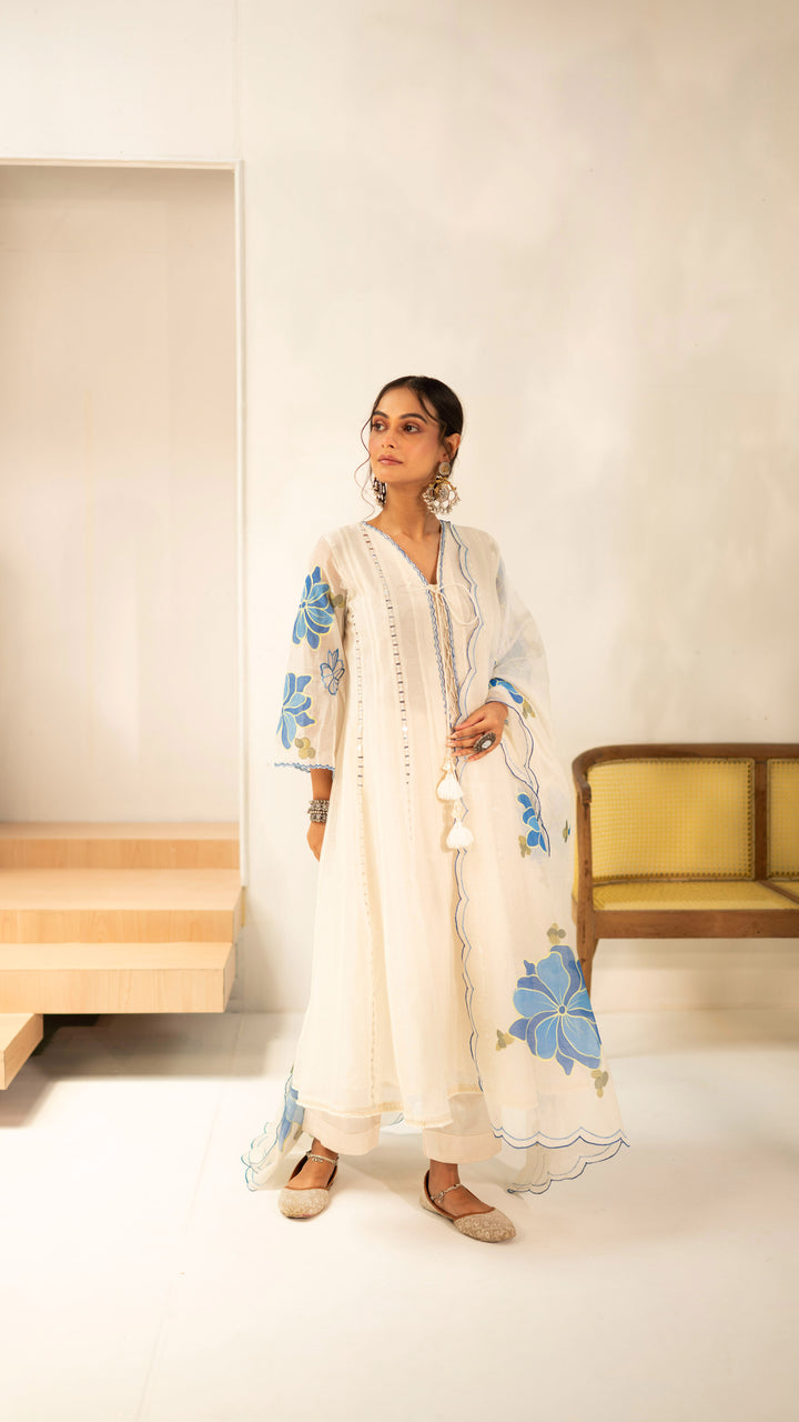 Zoya Anarkali Set (Off-White)