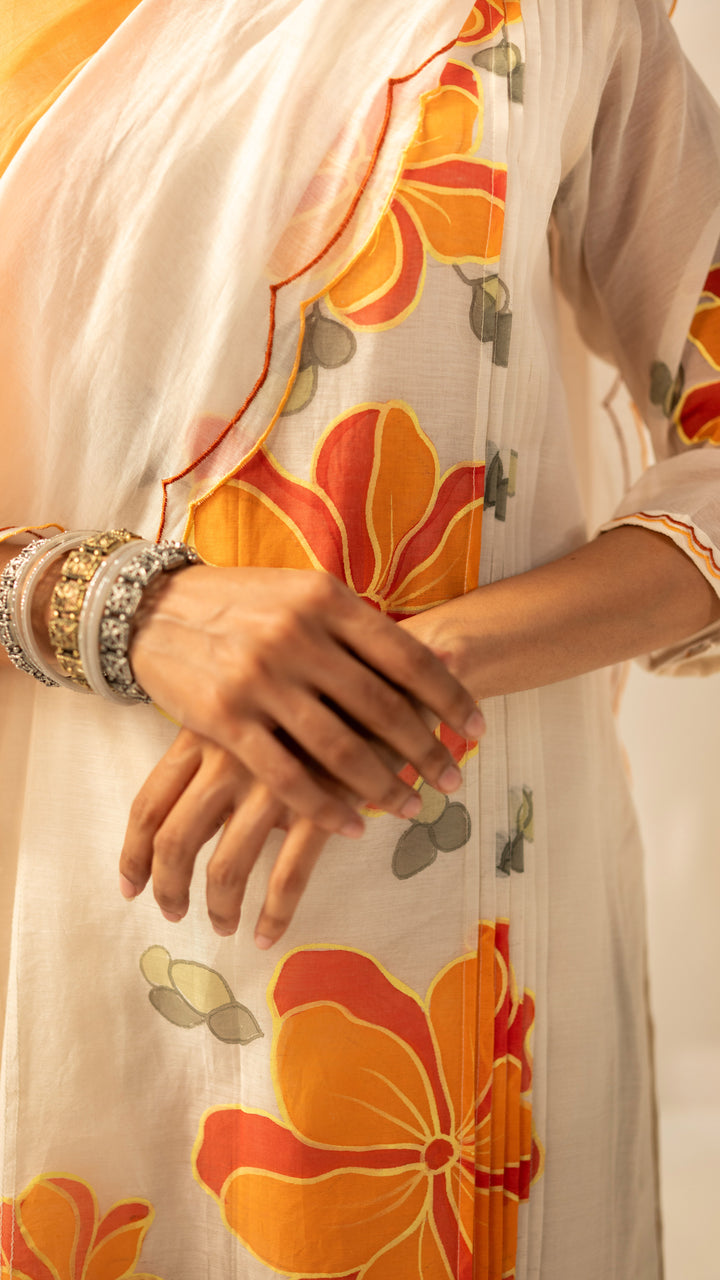 Zoya Kurta Set (Off-White)