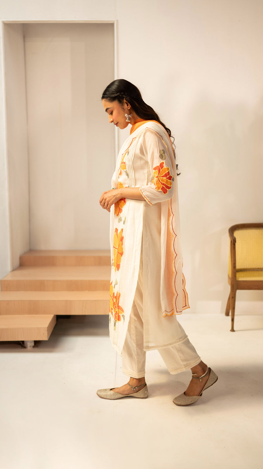Zoya Mul Chanderi Kurta Set in Off-White