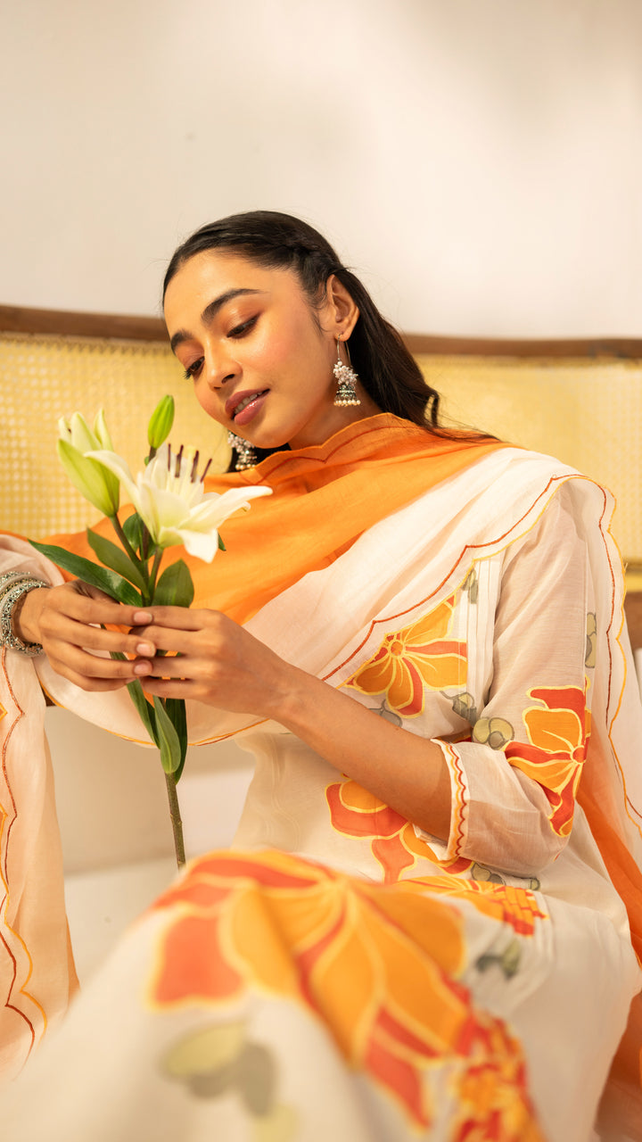 Zoya Kurta Set (Off-White)