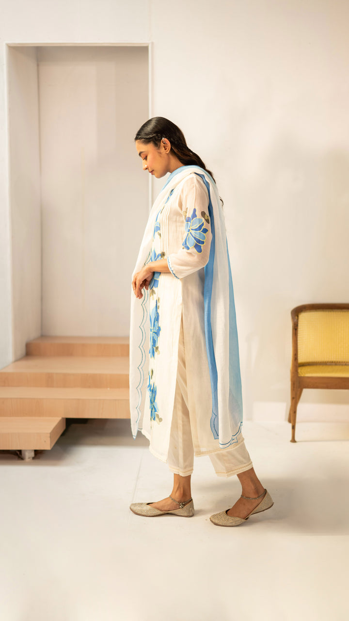Zoya Kurta Set (Off-White)