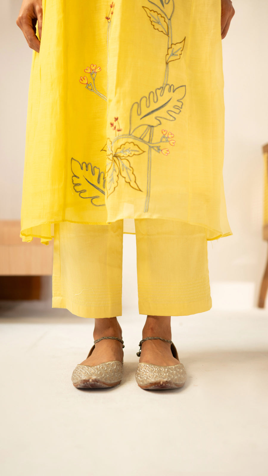 Zavi Mul Chanderi Tunic Set in Yellow