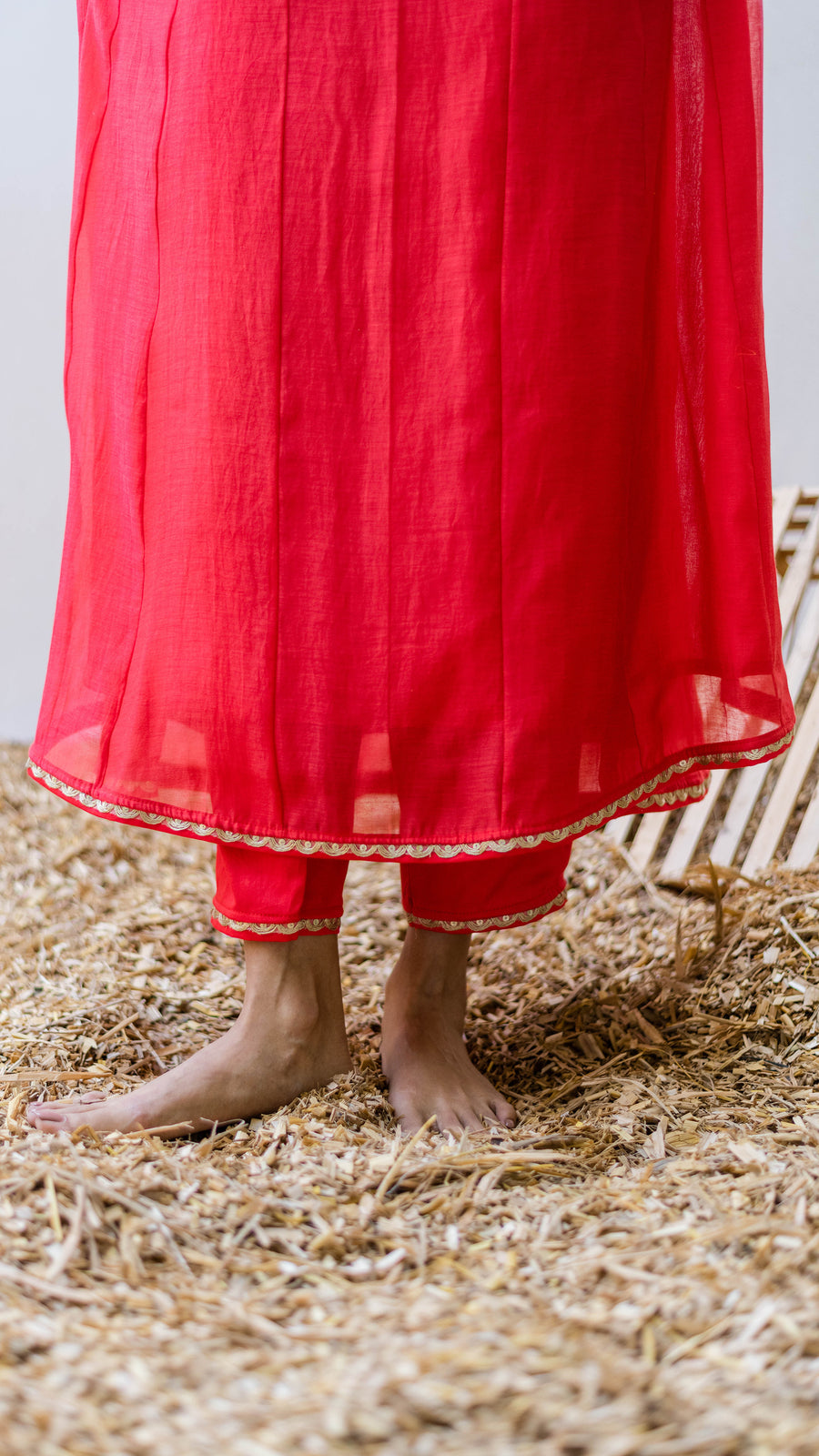 Leila Mul Chadneri A-line Kurta Set in Surkh
