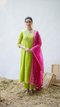 Leila Mul Chadneri A-line Kurta Set in Angoori