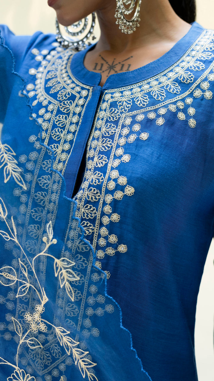 Dastak Kurta Set (Sapphire Blue)