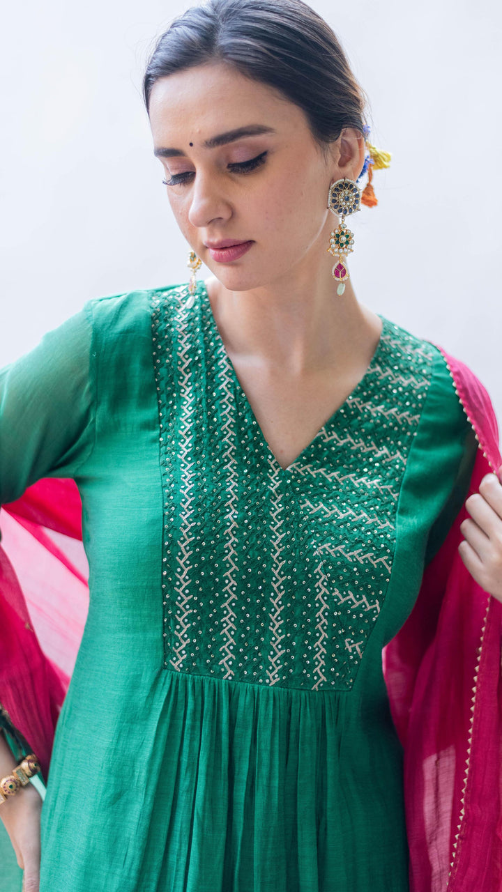 Aqsa A-line Kurta Set (Panna)