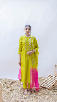 Gulmina Silk Chadneri Kurta Set in Angoori