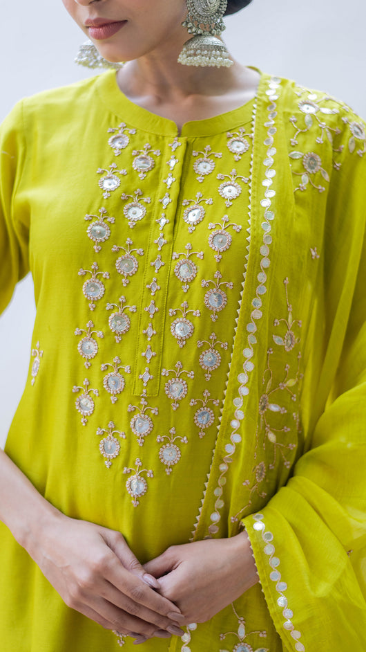 Gulmina Kurta Set (Angoori)