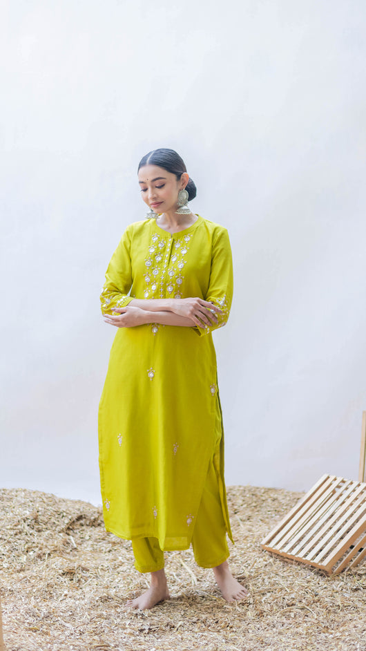 Gulmina Kurta Set (Angoori)