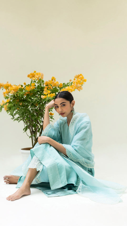 Seher Asymmetrical Kurta Set (Iceberg Blue)