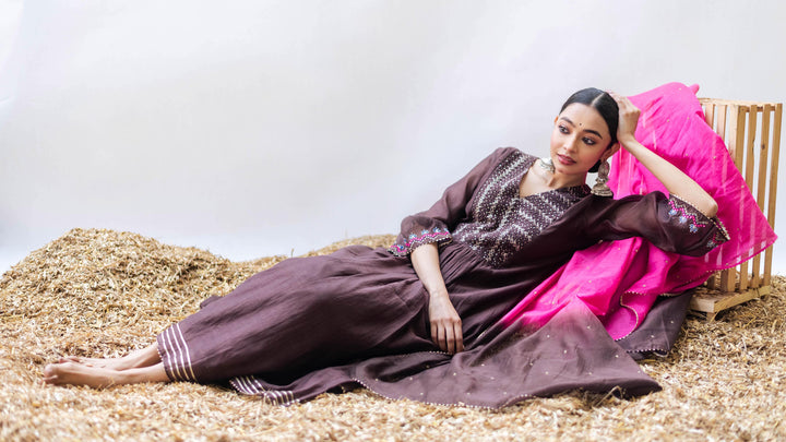 Aqsa Aline Kurta Set (Badami)